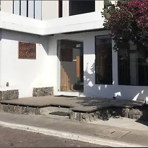  Albergue Cactus Equador